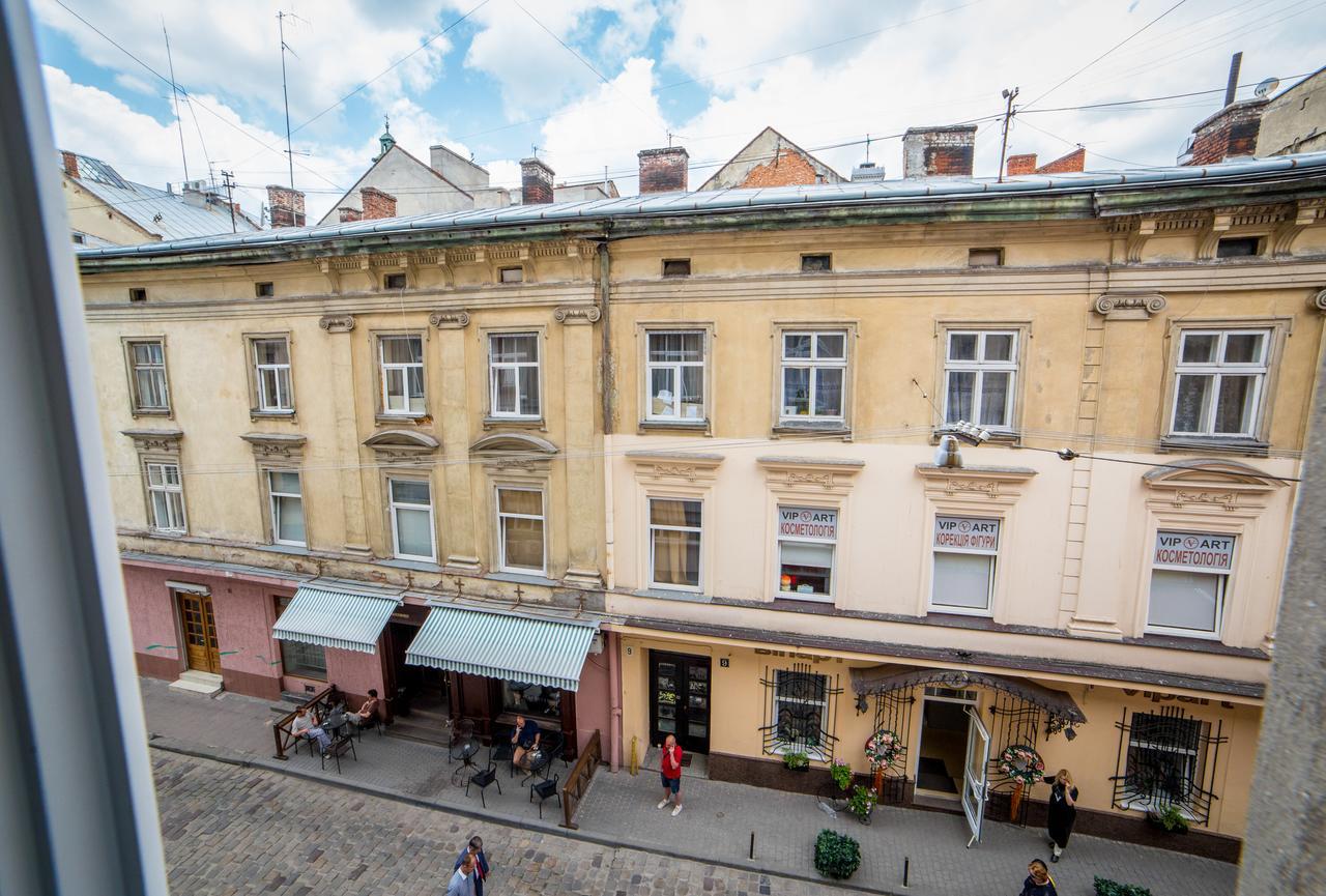 Apart Hotel On Rynok Square Λβιβ Εξωτερικό φωτογραφία
